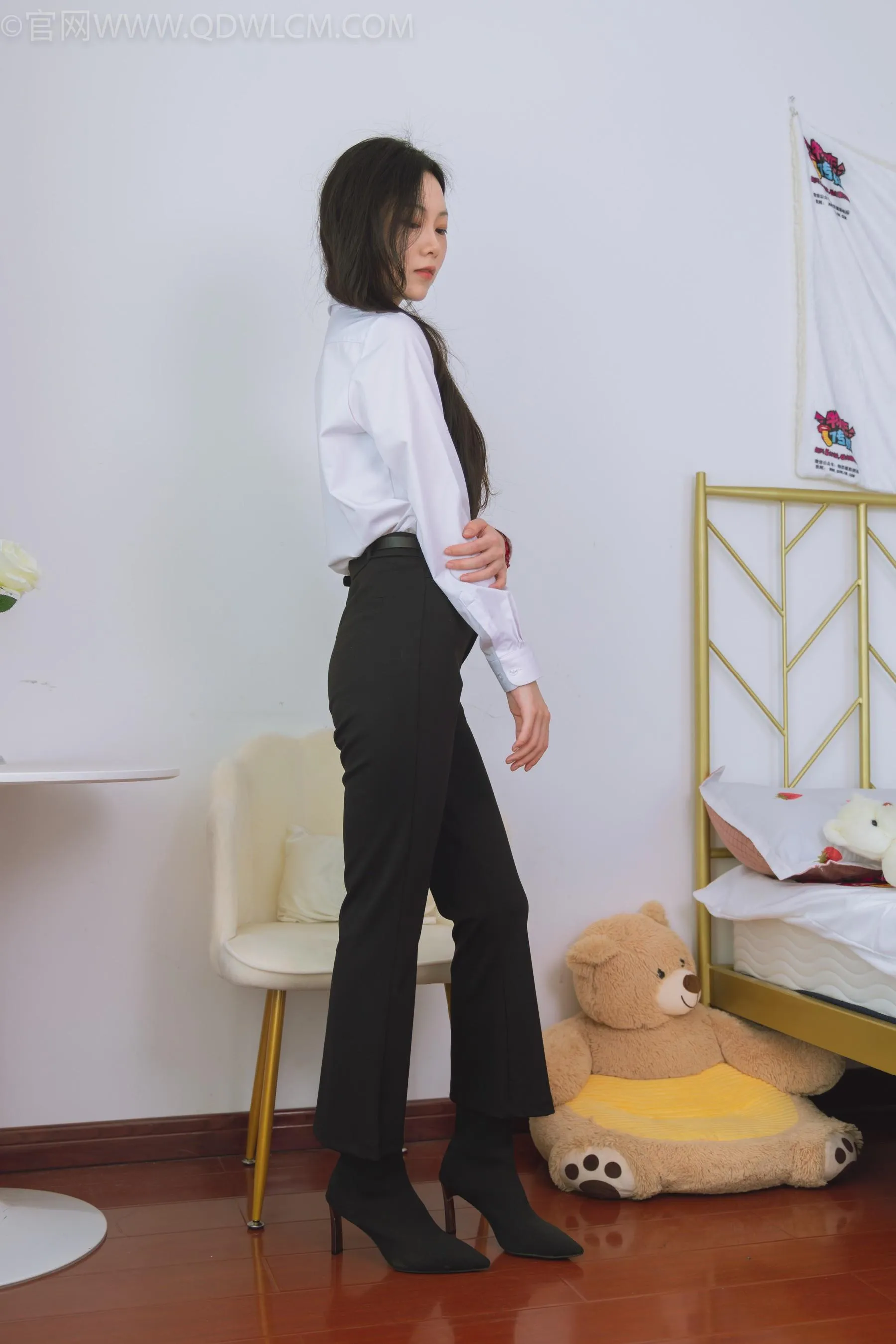 物恋传媒 NO.1503 康康-冷色月光 [151P]插图5